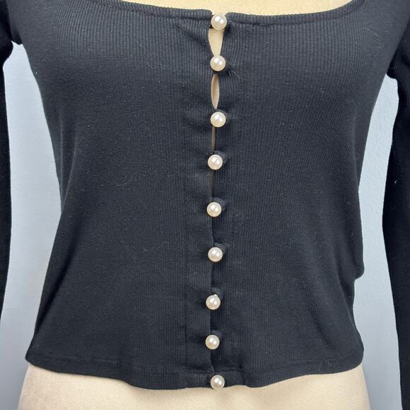 Y2K Forever 21 Black Knit Scoopneck Pearl Button Long Sleeve Medium Whimsigoth - Picture 3 of 7